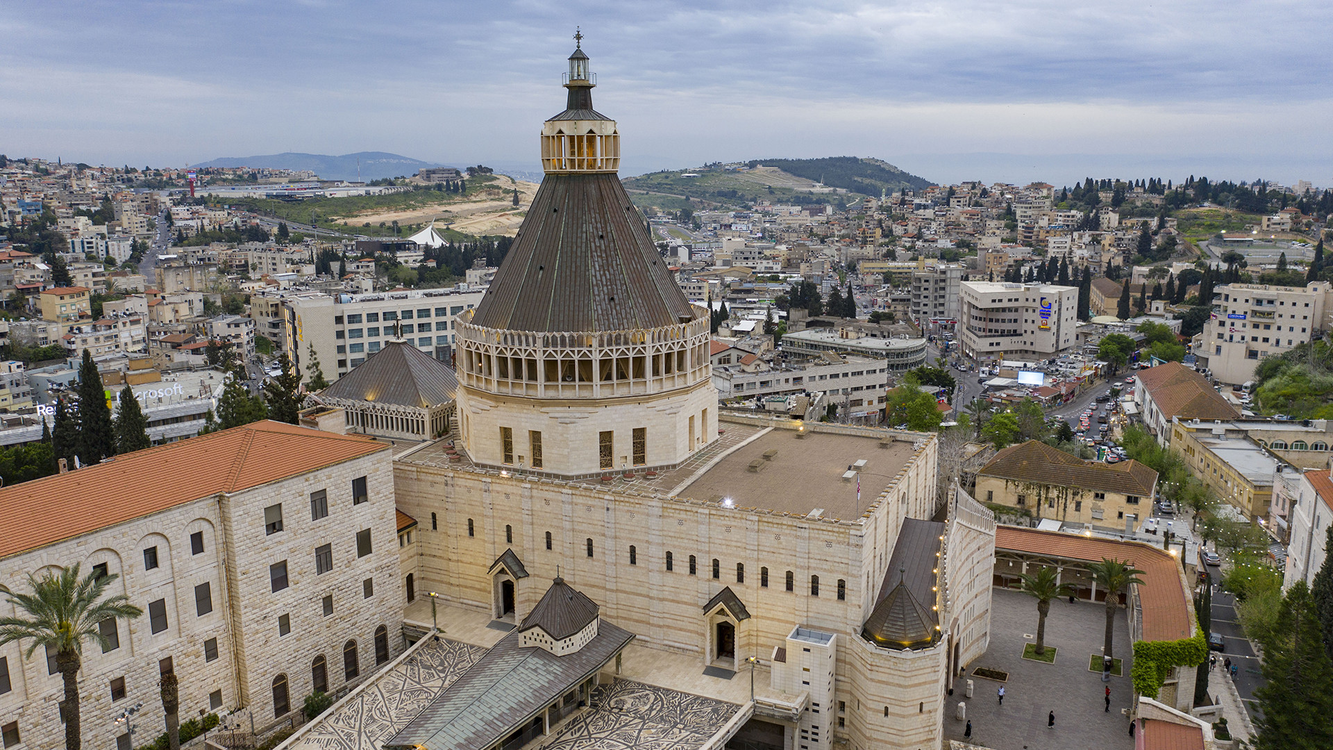 Blick über Nazareth mit Verkündigungskirche