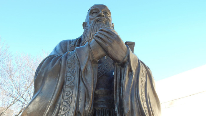 Statue des chinesischenbPhilosophen Konfuzius