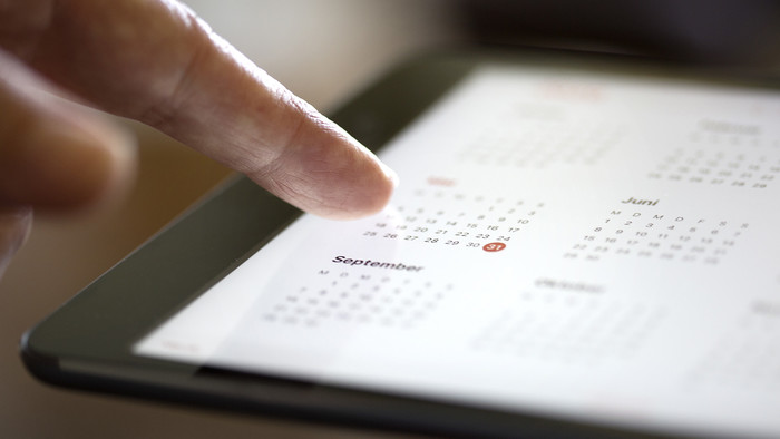 Tablet mit digitalem Kalender