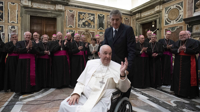 Papst Franziskus empfängt die deutschen Bischöfe