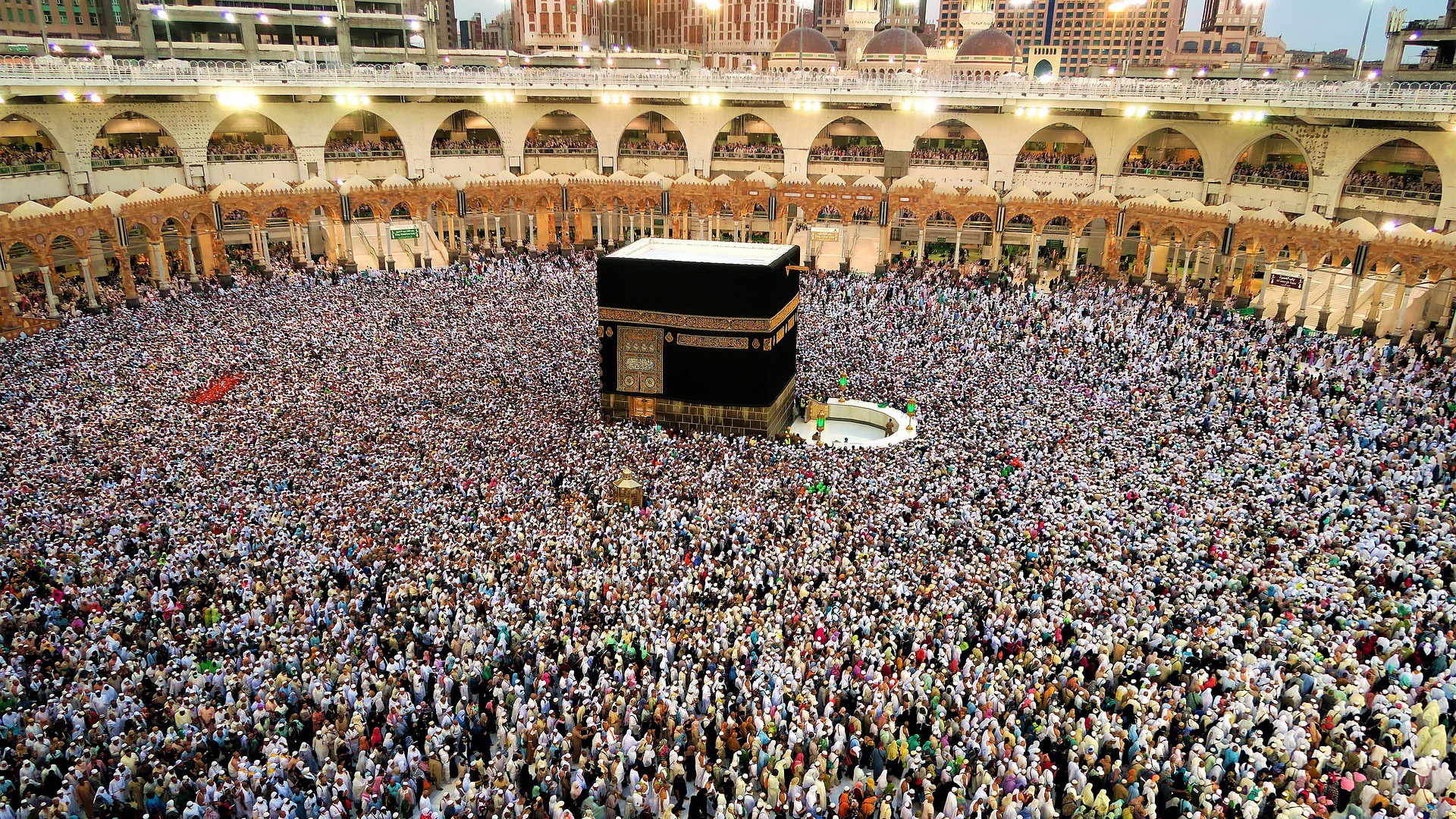 Überblick auf die Kaaba von oben