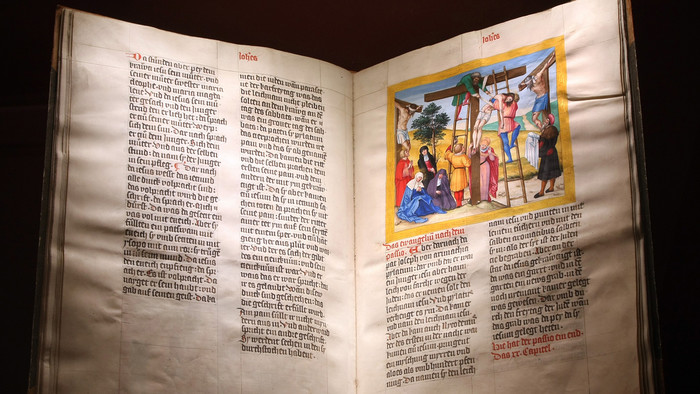 Historische Ottheinrich-Bibel zeigt die "Kreuzabnahme" aus dem Johannesevangelium 