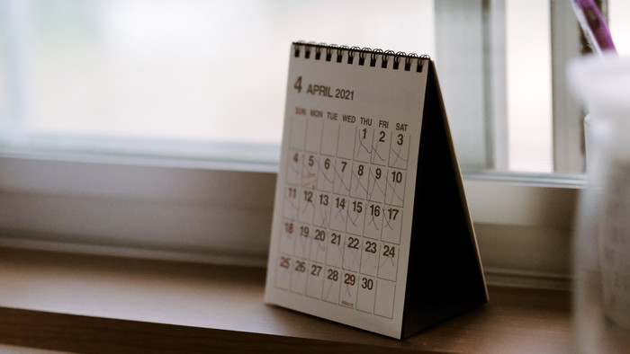Ein Abreißkalender zeigt den April