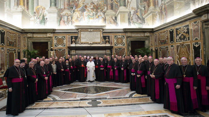 Papst Franziskus empfängt die deutschen Bischöfe