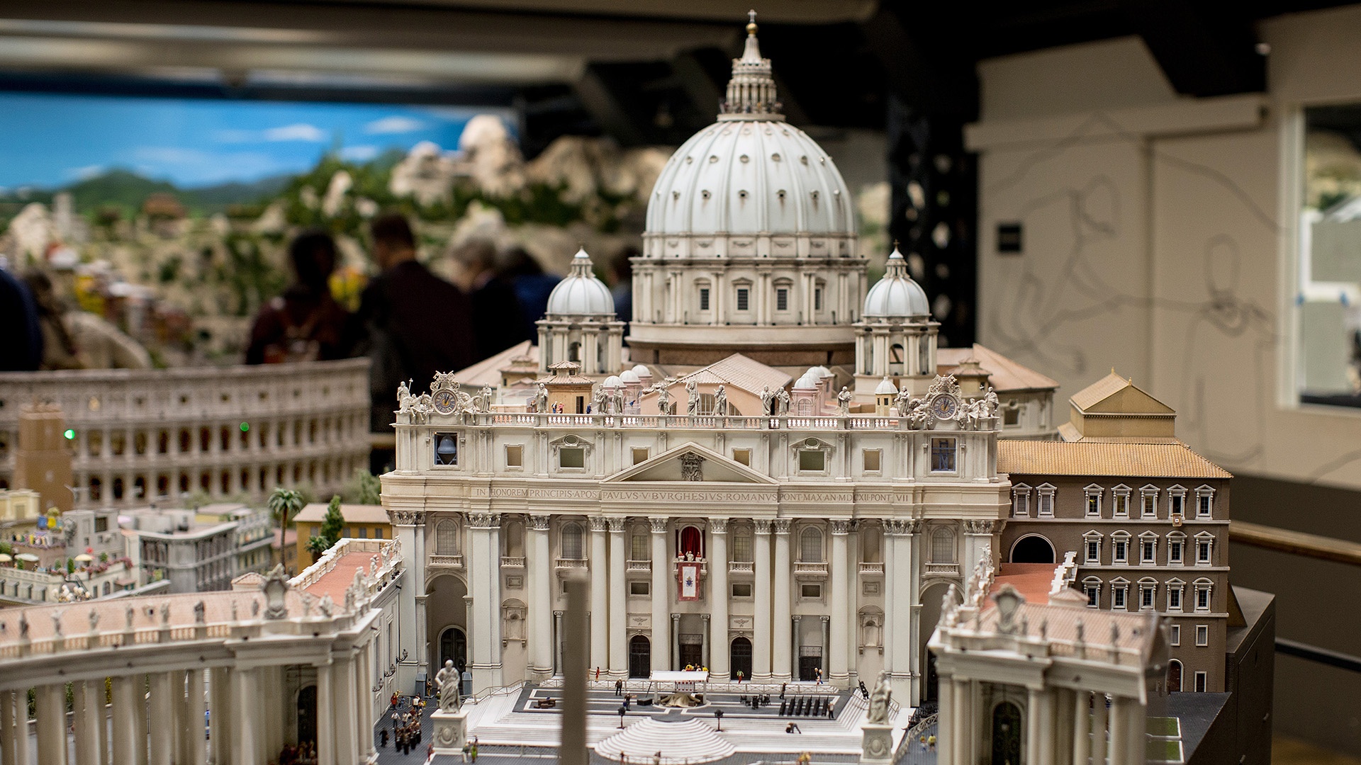 Modell des Petersdoms im Miniaturwunderland in Hamburg