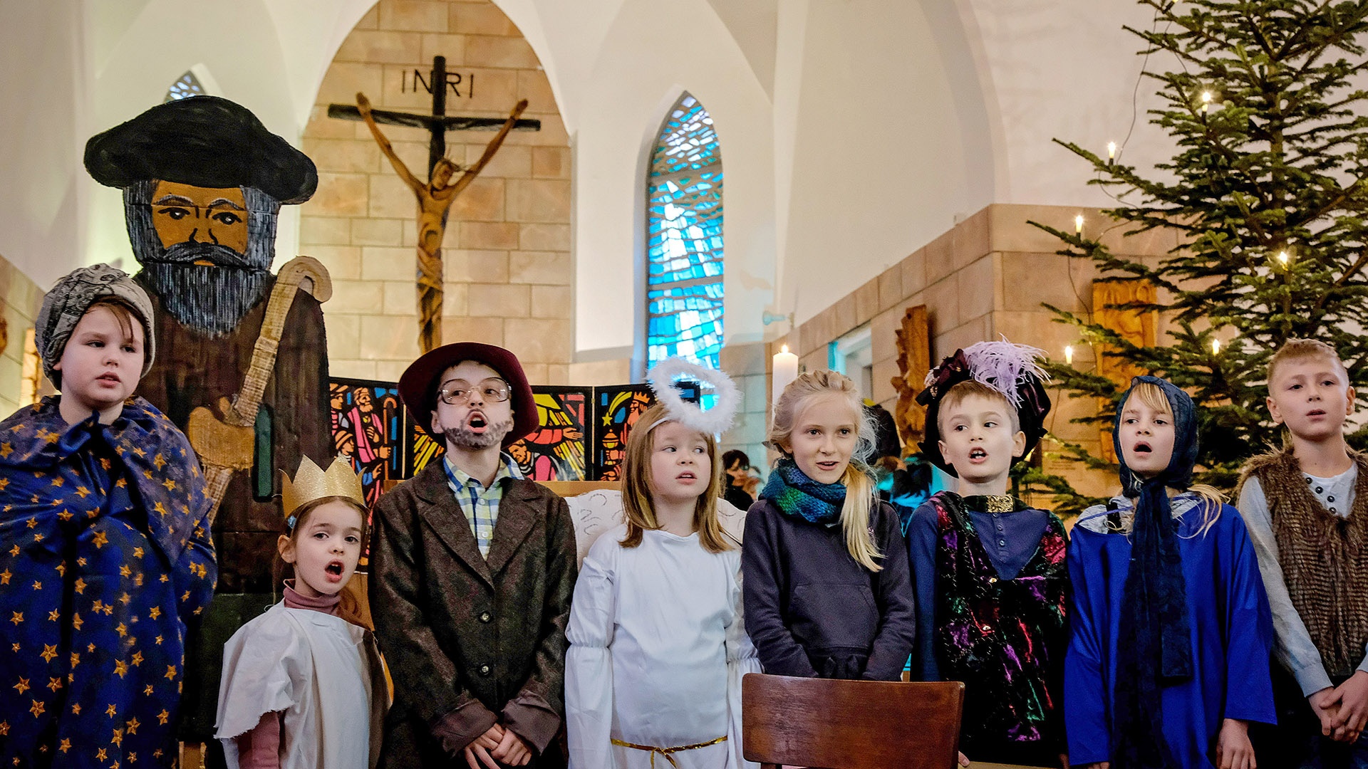 Kinderkrippenspiel in der Kirche