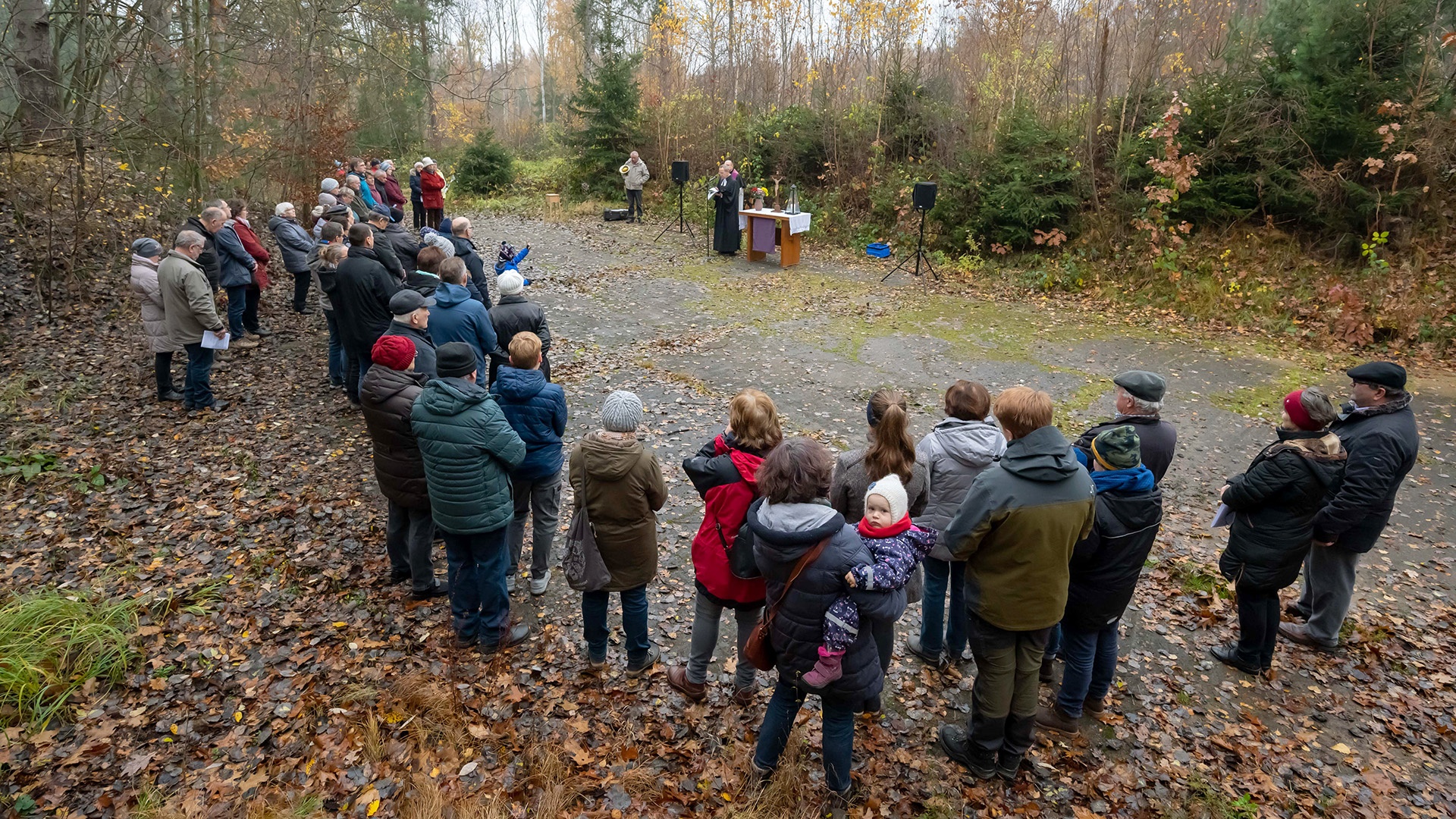 Buss- und Bettagsgottesdienst im Wald in Bautzen