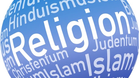 Blaue Kugel mit den Begriffen Religion, Judentum, Christentum, Islam, Hinduismus, Buddhismus in weißer Schrift.